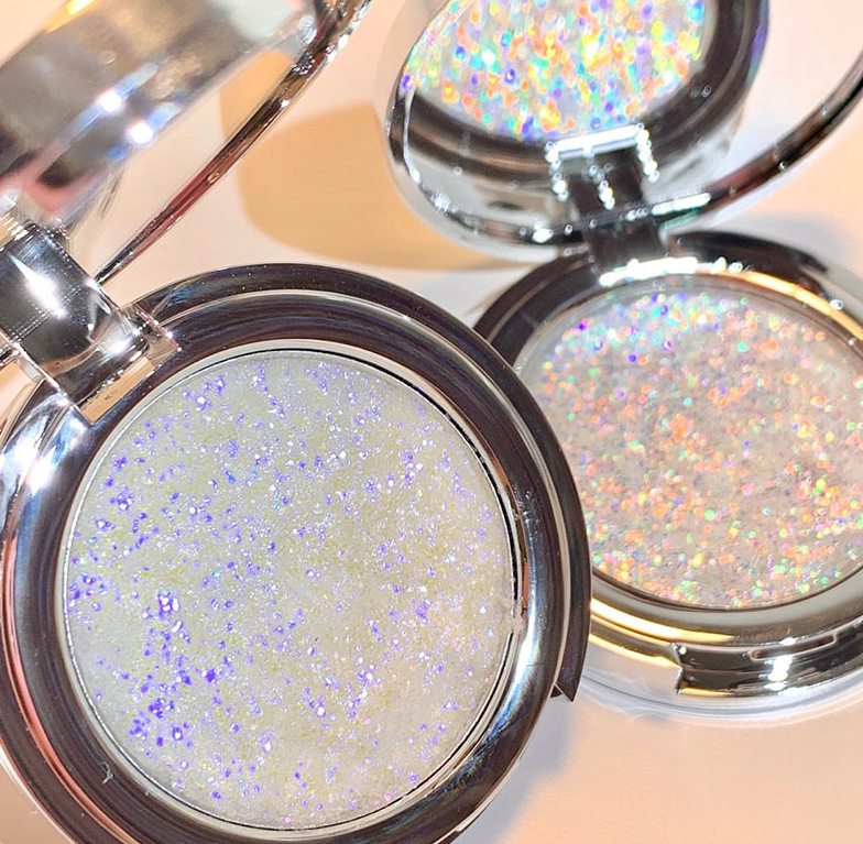 Monochrome Eye Shadow Fluorescent Eg9